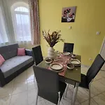 Nova 4*