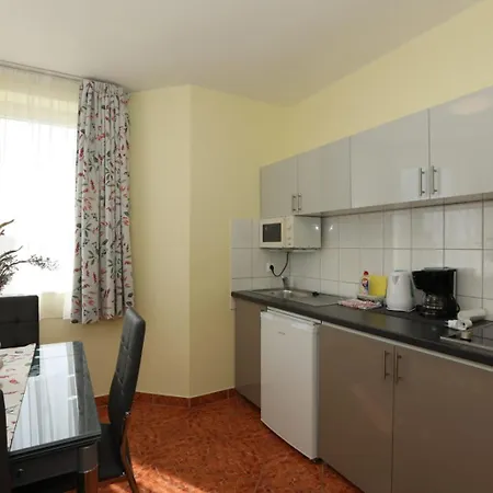 Nova Apartmanhotel 3*