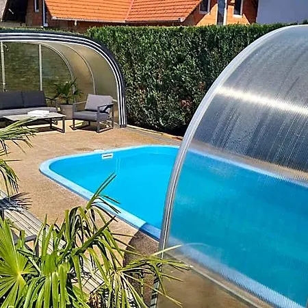 Aparthotel Nova 4*