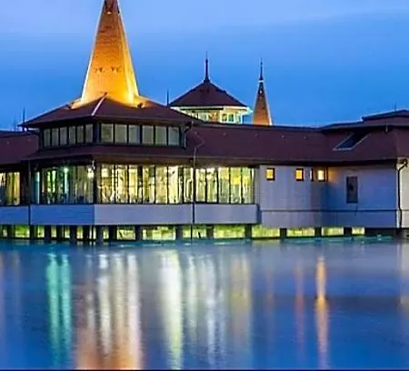 Aparthotel Nova 4*